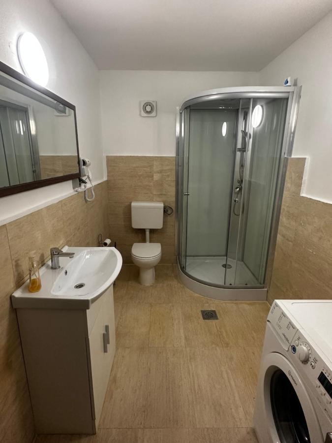 Origo Rooms And Apartments Стаховица Экстерьер фото