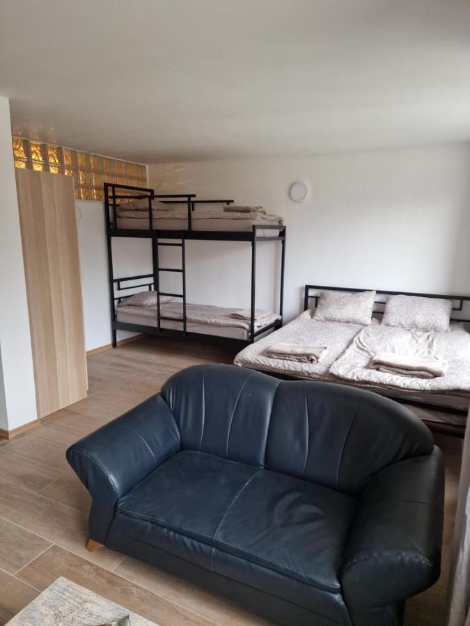 Origo Rooms And Apartments Стаховица Экстерьер фото